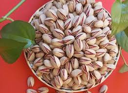 پسته اکبری شور تواضع با بافت کرانچی و تازه